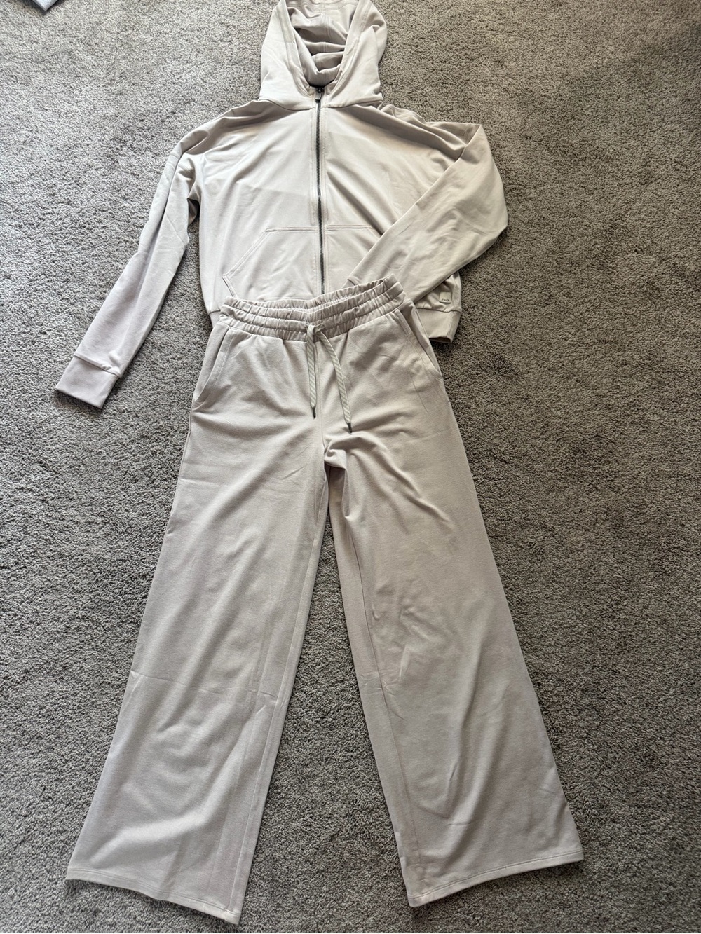 Vuori Halo Essential Set